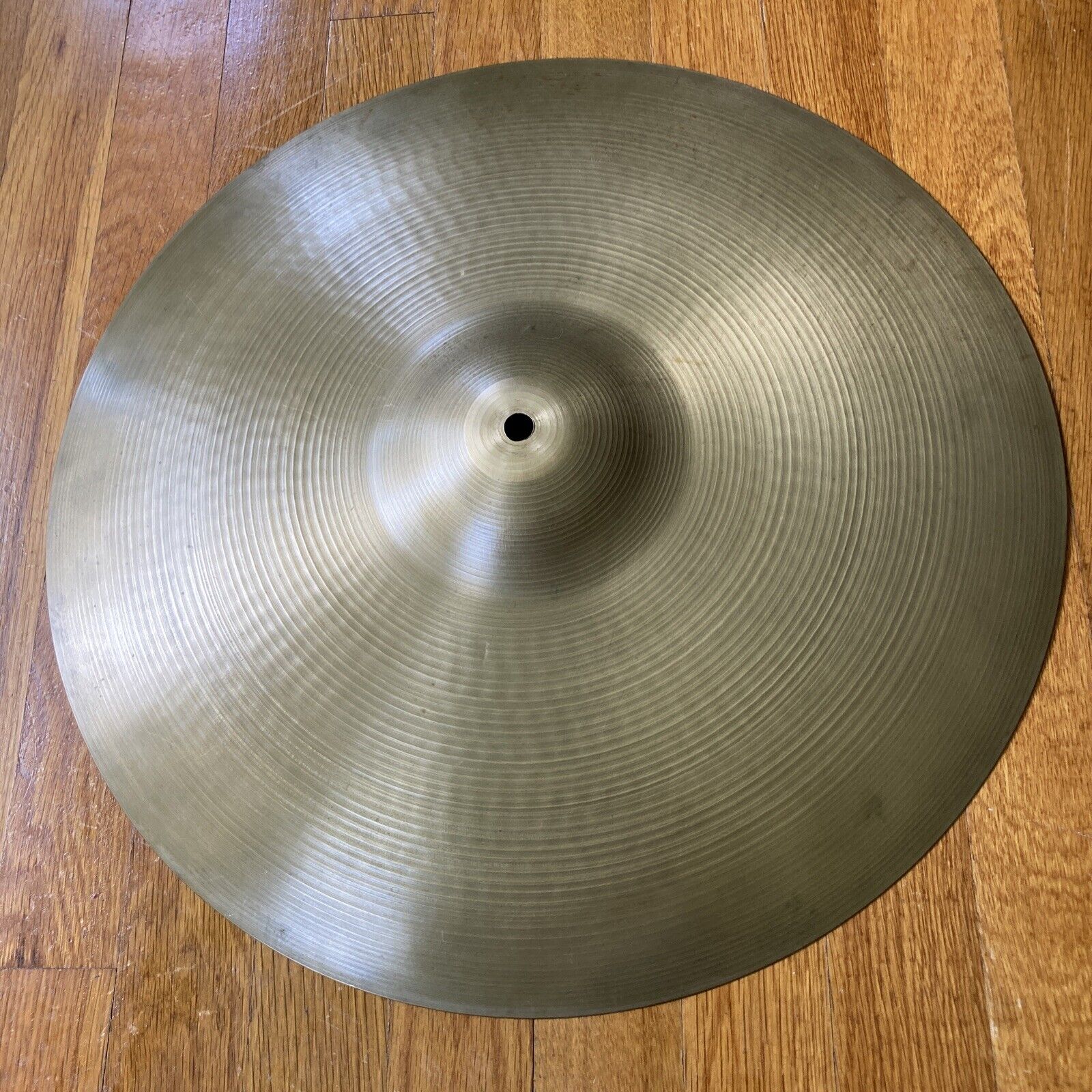 Zildjian Vintage A 18" Crash Cymbal (1505g) No Cracks Nice Patina